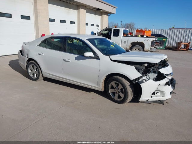 Salvage Chevrolet Malibu Image