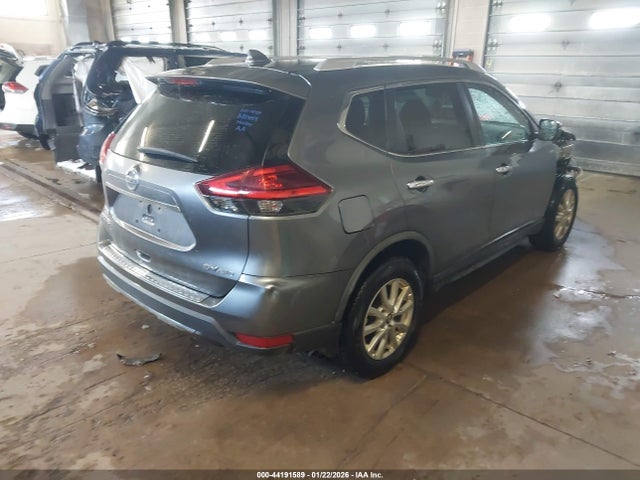 Nissan Rogue Sv