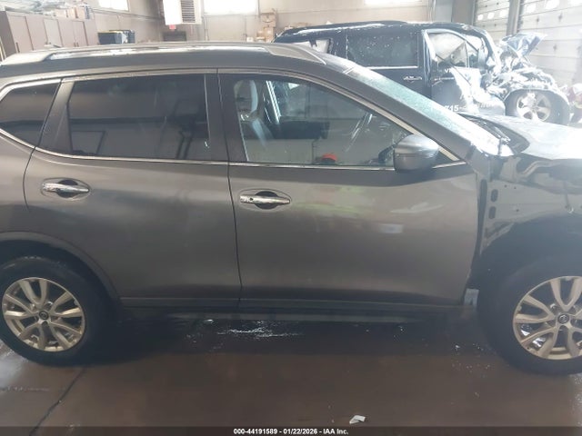 Nissan Rogue Sv