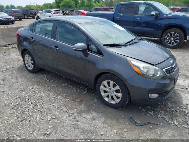 Salvage Kia Rio Image