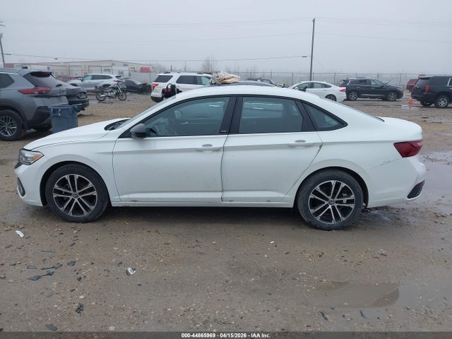 Volkswagen Jetta 1.5t Sport