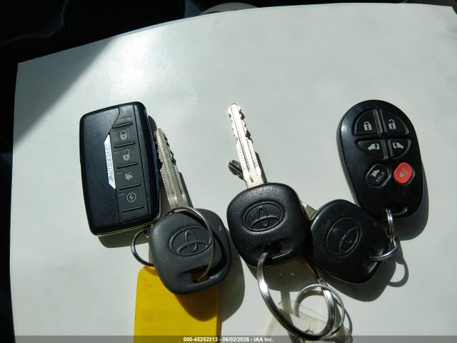 Toyota Sienna Xle Limited