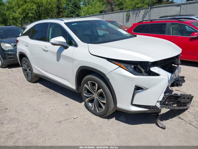 Salvage Lexus RX Image
