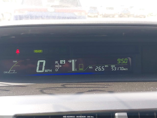 Toyota Prius v Two