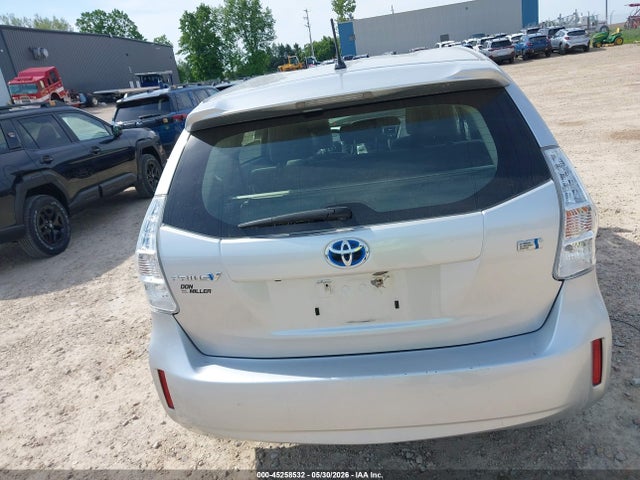Toyota Prius v Two