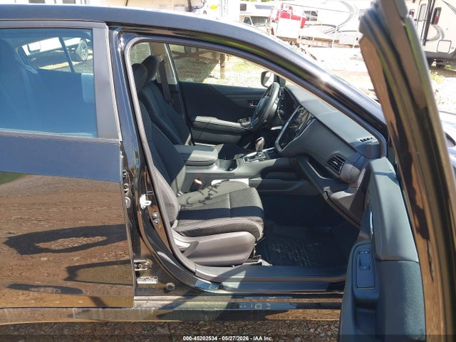 Subaru Legacy Premium