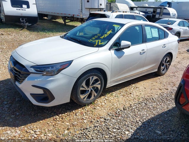 Subaru Legacy Premium