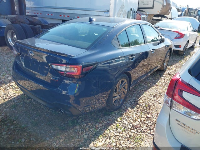 Subaru Legacy Sport