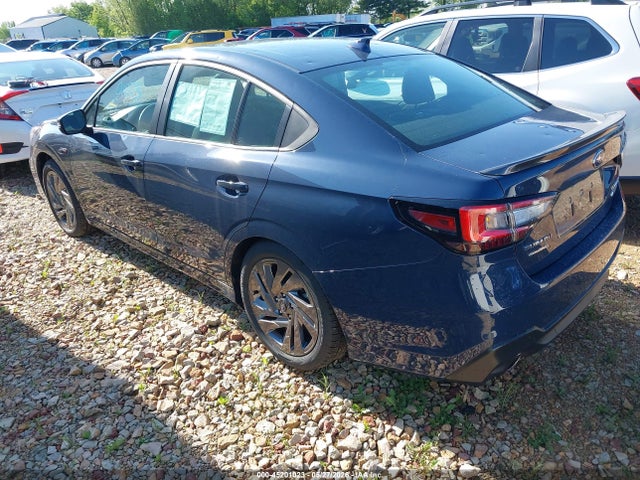 Subaru Legacy Sport
