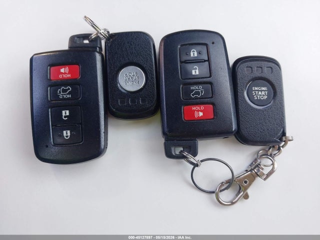 Toyota Highlander Limited Platinum