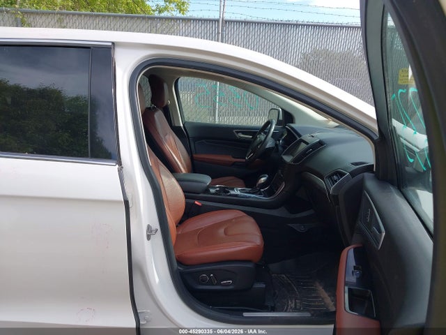 Ford Edge Titanium