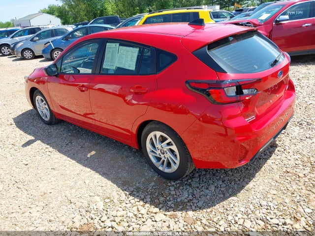 Subaru Impreza Base 5-door