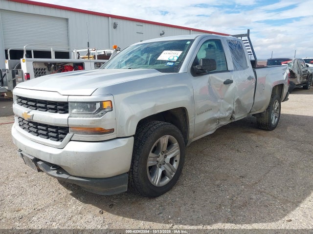 Chevrolet Silverado 1500 Custom