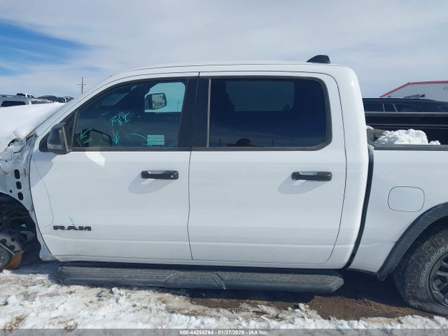 Ram 1500 Rebel  4x4 5'7 Box