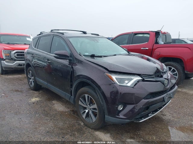 Salvage Toyota RAV4 Image