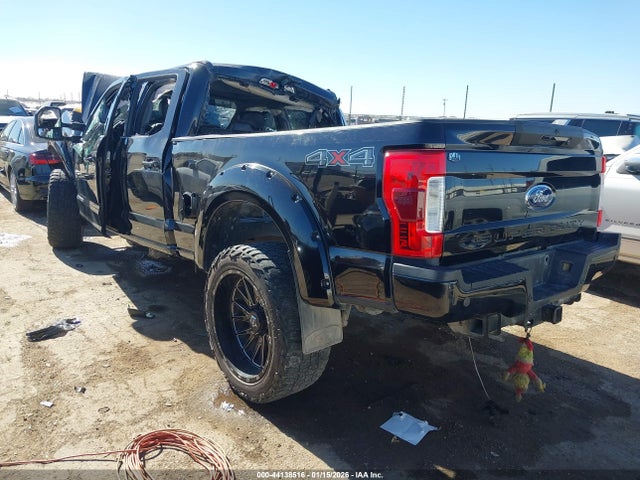Ford F-250 Lariat