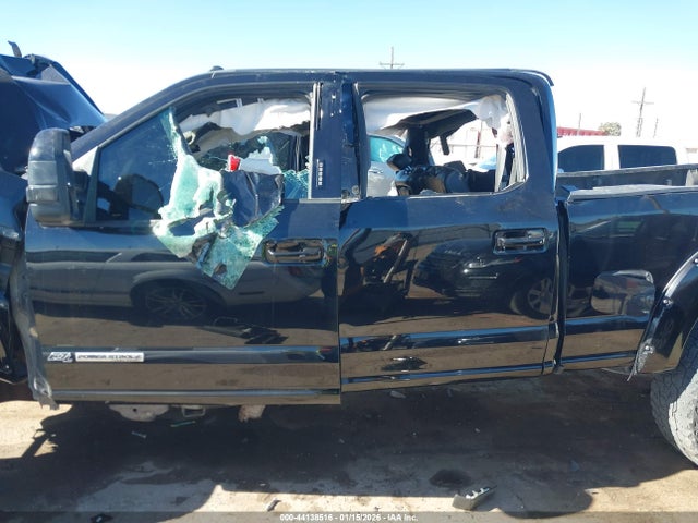 Ford F-250 Lariat
