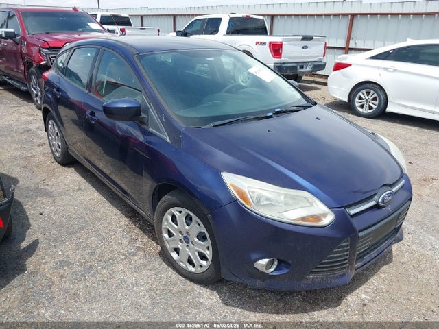 Salvage Ford Focus Image