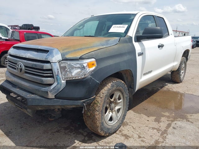 Toyota Tundra Sr5 5.7l V8