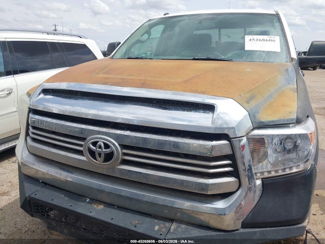 Toyota Tundra Sr5 5.7l V8