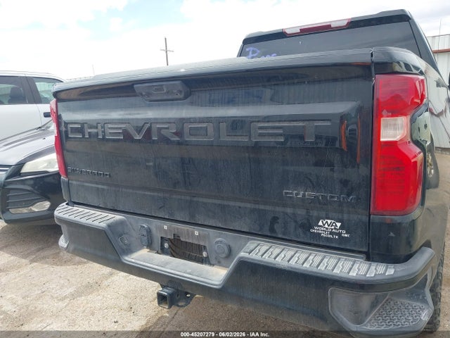 Chevrolet Silverado 1500 4wd  Short Bed Custom Trail Boss