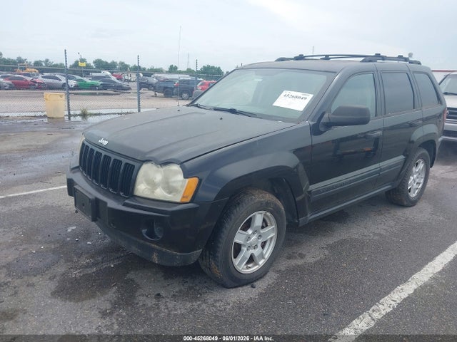 Jeep Grand Cherokee Laredo