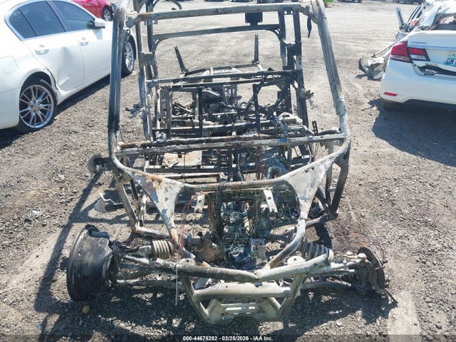 Polaris General Xp 4 1000 Deluxe