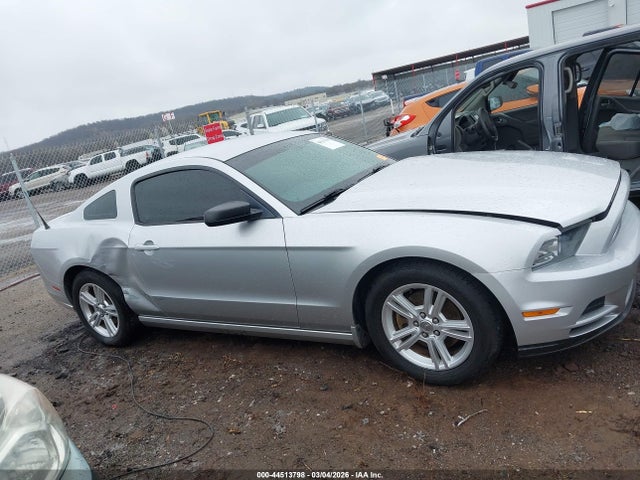 Ford Mustang V6