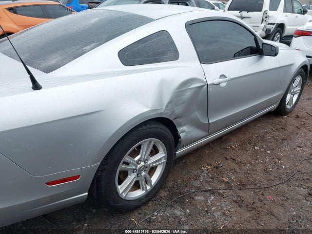 Ford Mustang V6