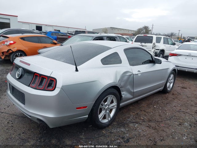 Ford Mustang V6