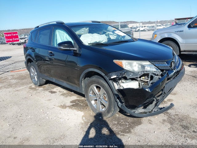 Salvage Toyota RAV4 Image