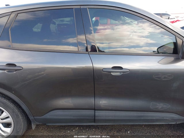 Ford Escape S