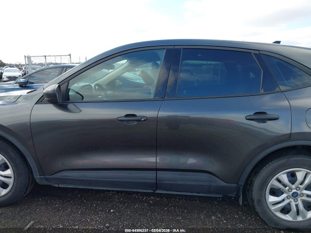 Ford Escape S
