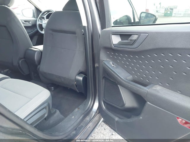 Ford Escape S