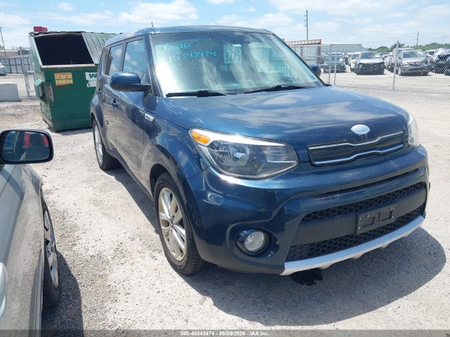 Salvage Kia Soul Image