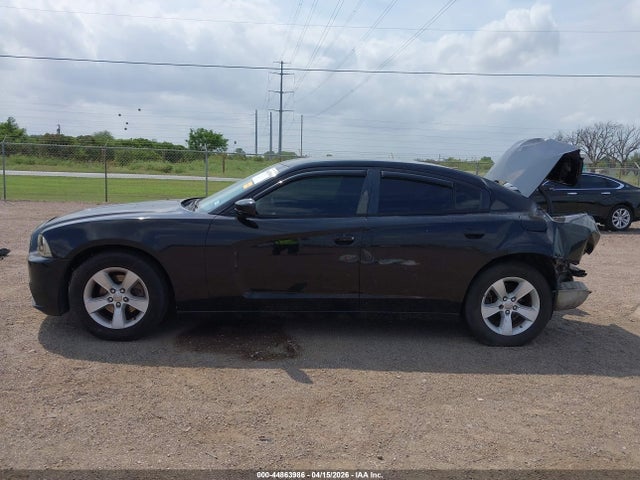Dodge Charger Se