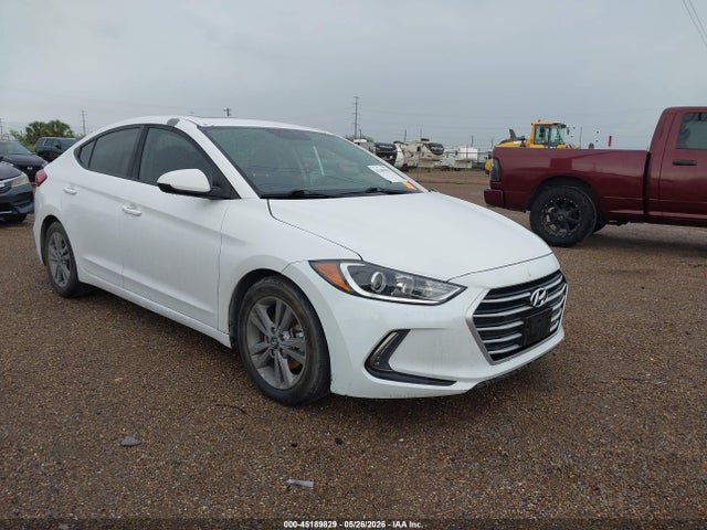 Salvage Hyundai ELANTRA Image