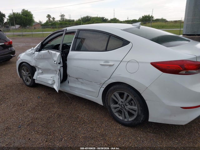 Hyundai ELANTRA Value Edition