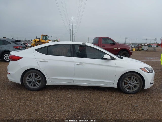 Hyundai ELANTRA Value Edition