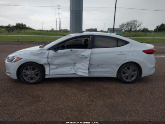 Hyundai ELANTRA Value Edition