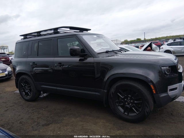 Land Rover Defender 110 Standard