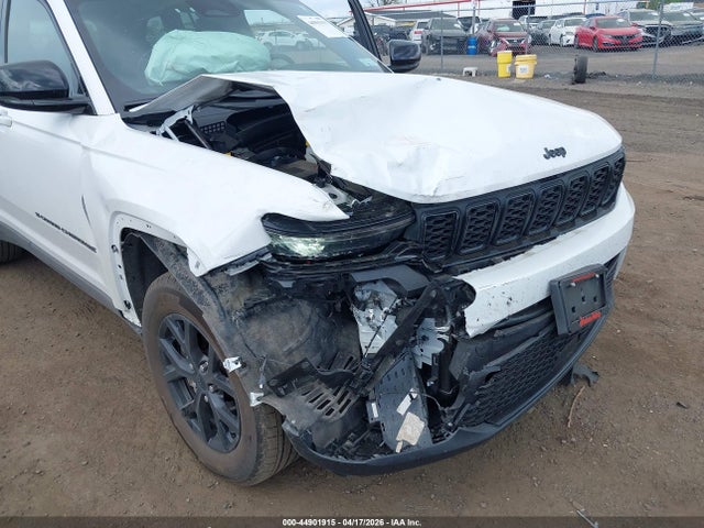 Jeep Grand Cherokee Altitude X 4x4