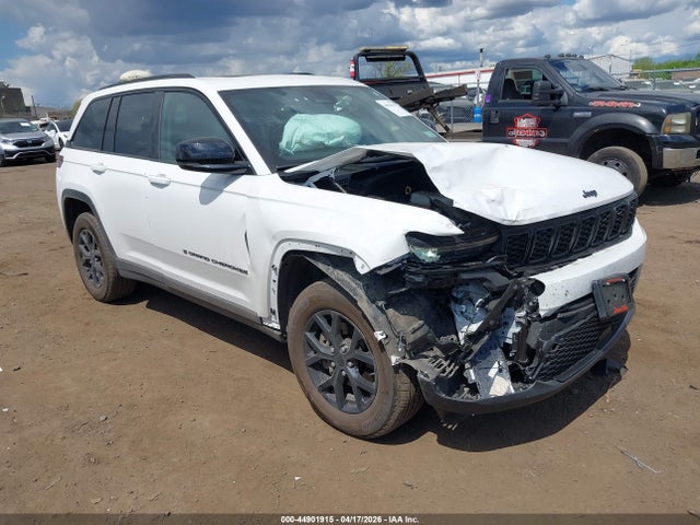 Salvage Jeep Grand Cherokee Image