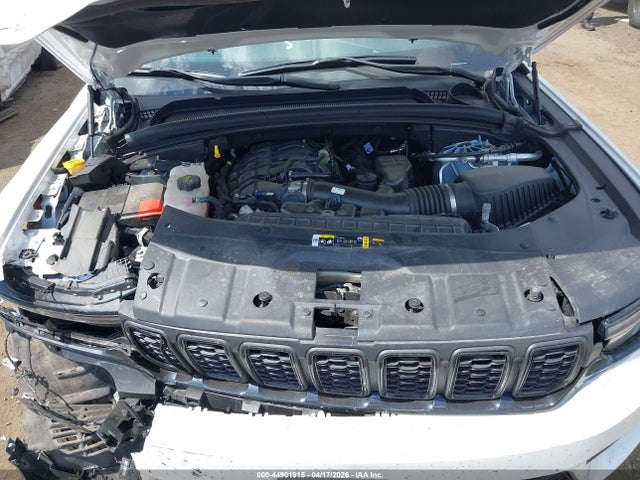 Jeep Grand Cherokee Altitude X 4x4