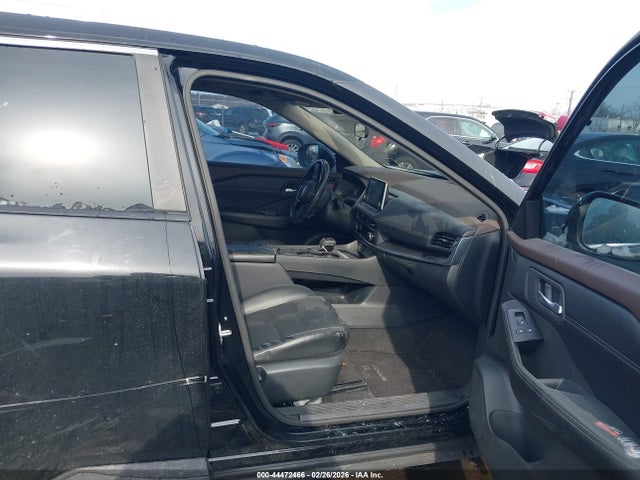 Nissan Rogue Sv Intelligent Awd