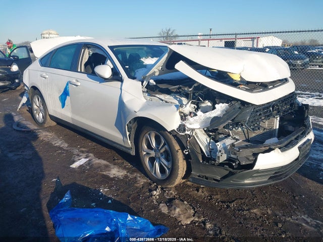 Salvage Honda Accord Image