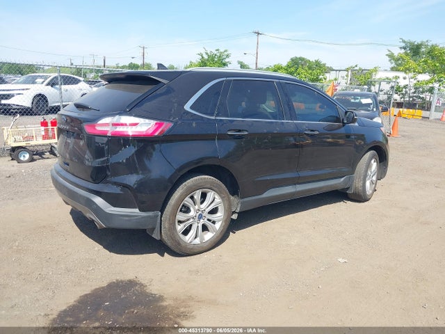 Ford Edge Titanium