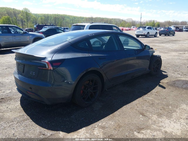 Tesla Model 3 Performance All-wheel Drive