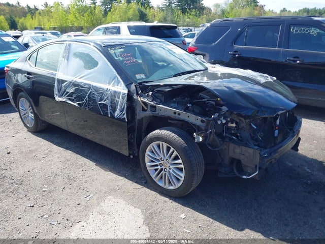 Salvage Lexus Es Image