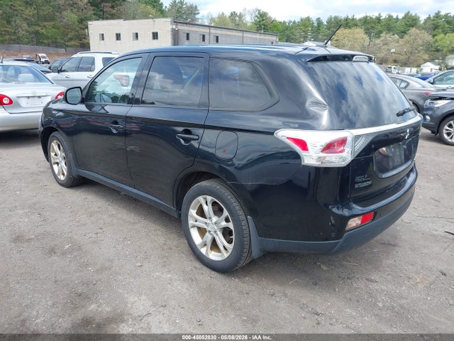 Mitsubishi Outlander Se